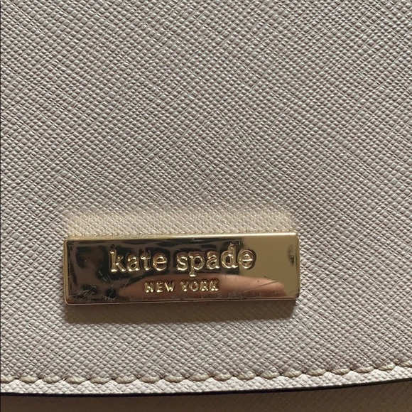 Authentic Kate spade w strap - Picture 2 of 8